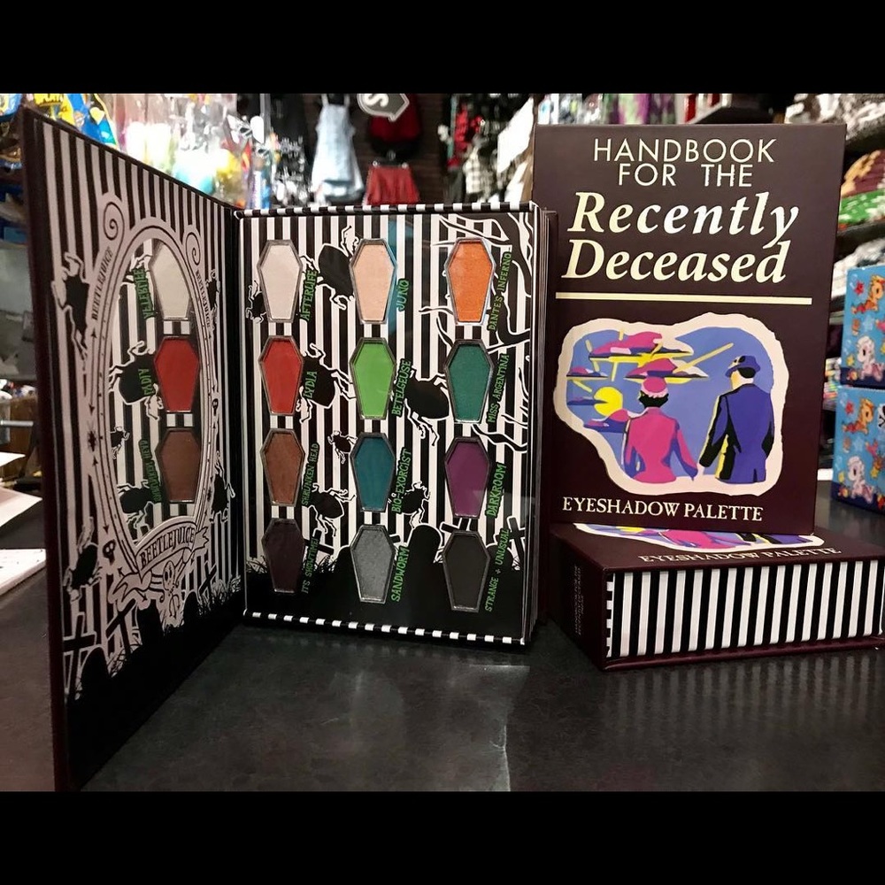 Beetlejuice/Handbook For the Recently Deceased🖤
